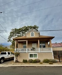 Building Photo - 116 N Church St