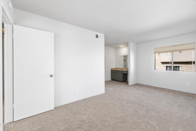 Building Photo - 4181 Walnut Grove Ave