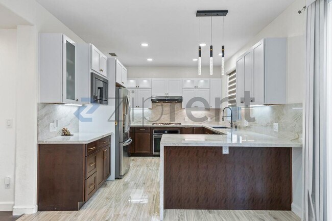 Building Photo - 2960 Stallion Way