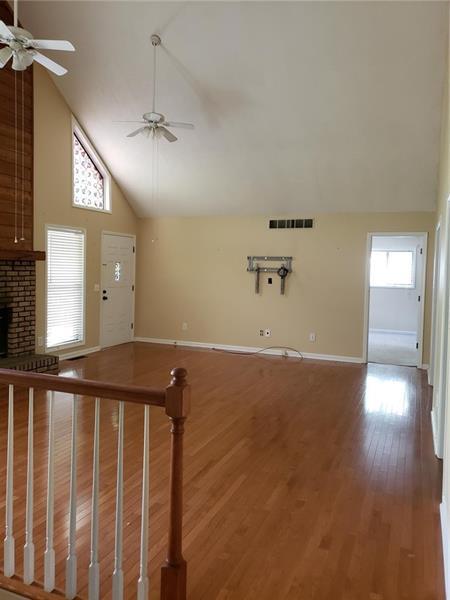 Building Photo - 5532 Stewart Mill Rd