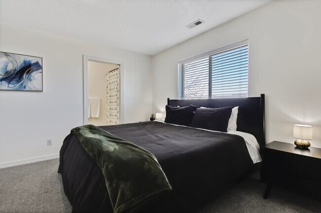 Building Photo - 4611 S Merrivale Pl