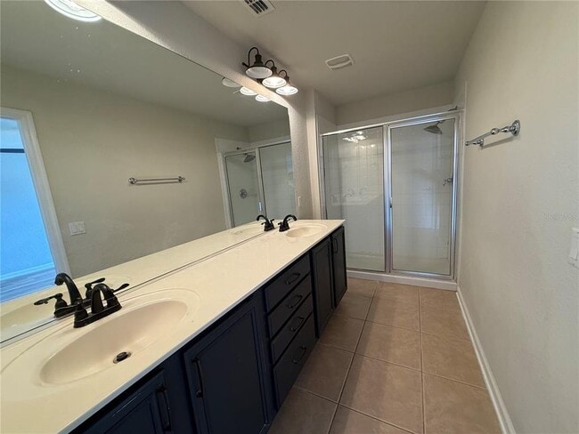 Building Photo - 7722 Fairgrove Ave