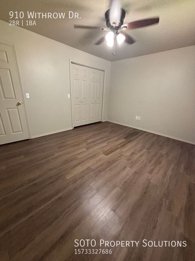 Building Photo - 910 Withrow Dr