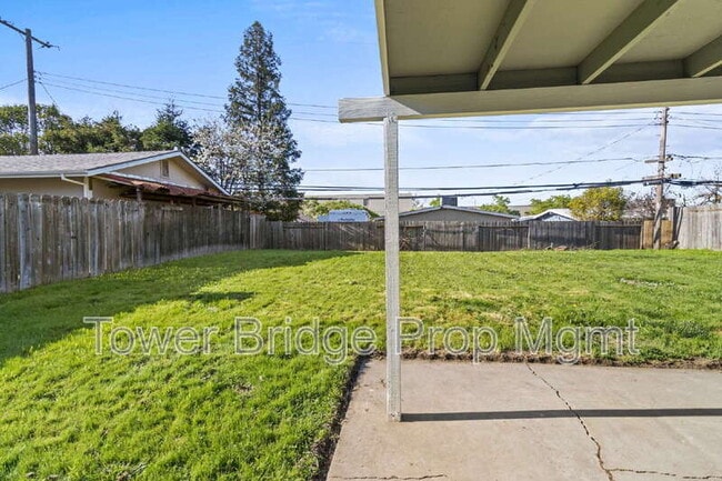 Building Photo - 6405 Friday Cir
