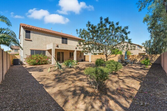 Building Photo - Spacious 3-Bedroom + Loft Home with Mountain Views in Stetson Valley