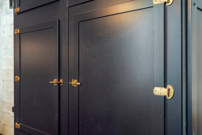 Building Photo - 45-45 W Markison Ave