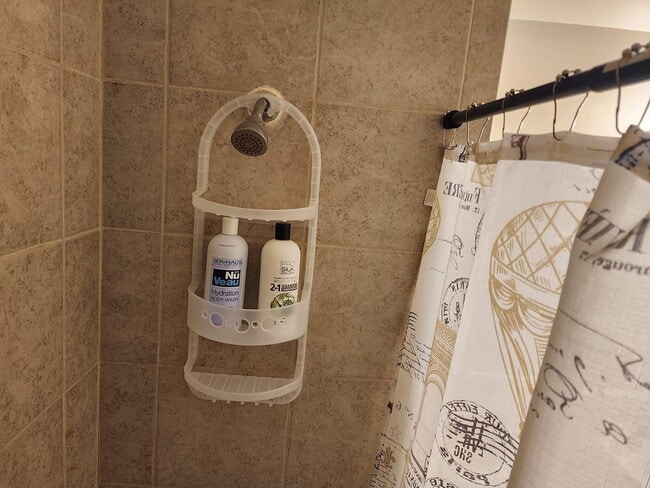 Building Photo - 831 Edpas Rd