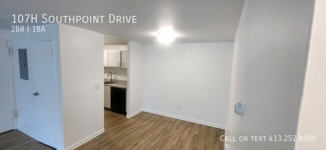 Building Photo - 107 Southpoint Dr