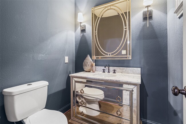 Building Photo - 4746 Post Oak Timber Dr