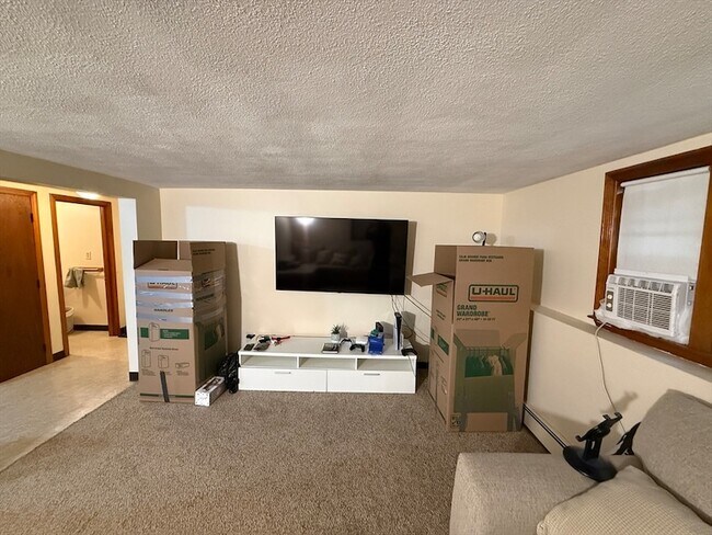 Primary Photo - 15 Michael Rd