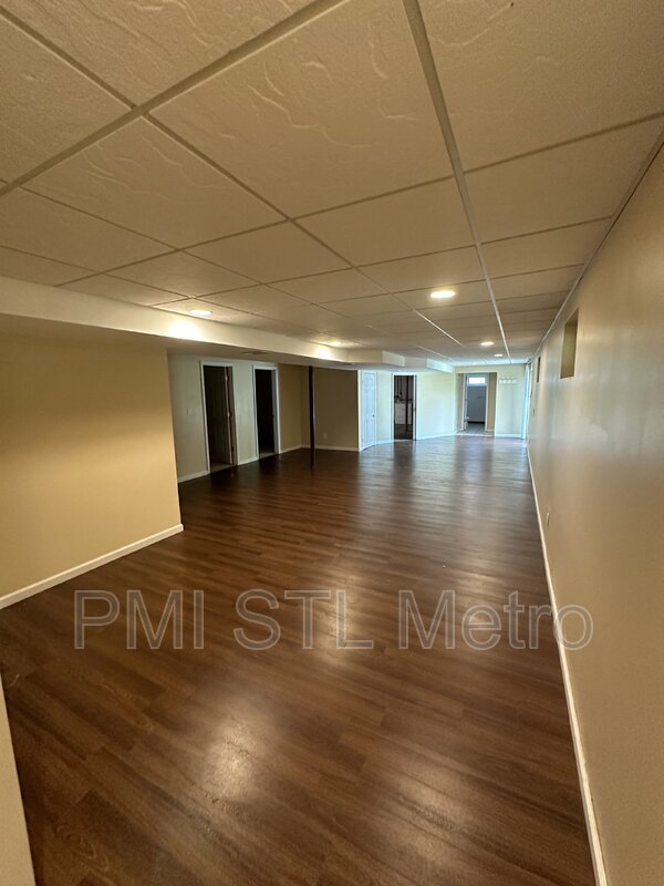 Building Photo - 12511 Sunview Ln