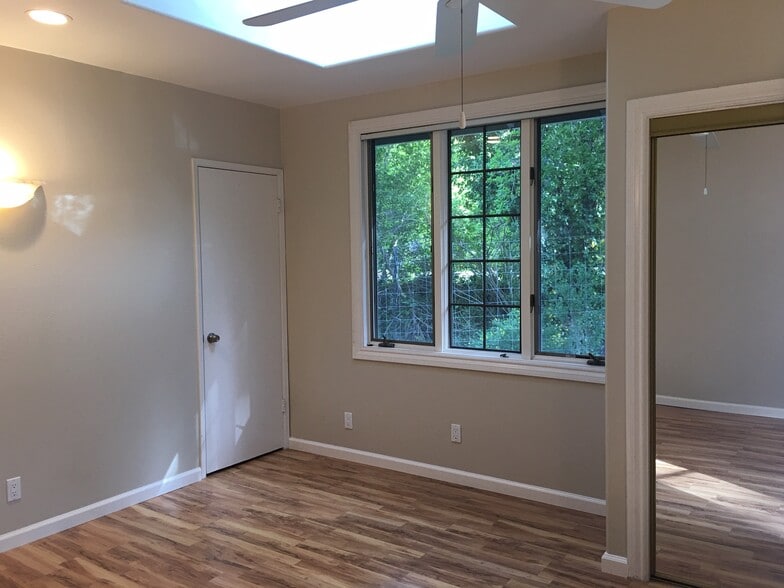 Building Photo - 19088 Austin Way
