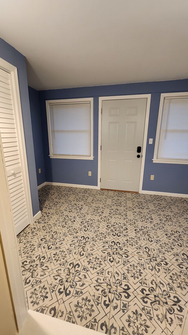 Building Photo - 4467 New Rd