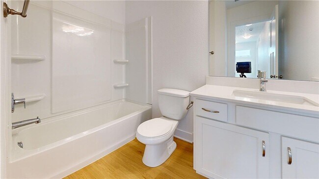 Building Photo - 720 SE Booth Ave