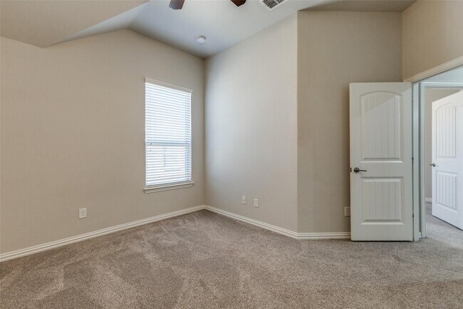 Building Photo - 4412 Evenstar Wy