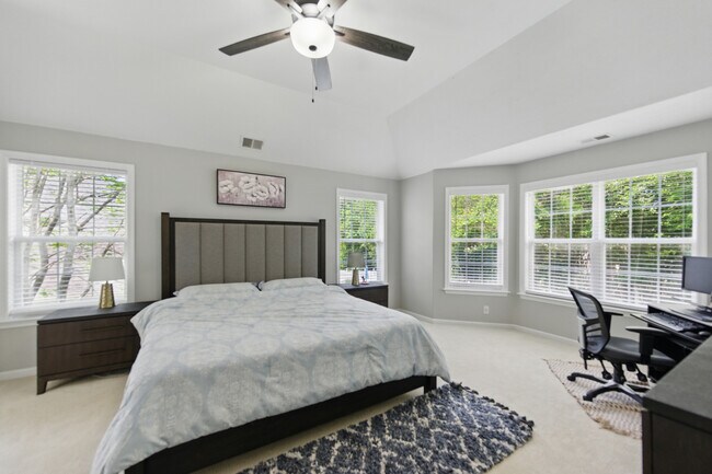 Building Photo - 2641 Springhaven Dr