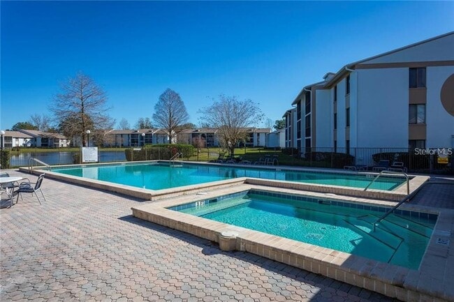 Building Photo - 8209 Sun Spring Cir