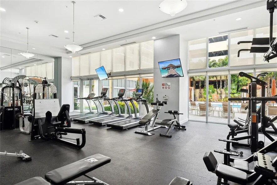 Building Fitness Center / Gym - 2775 NE 187th St