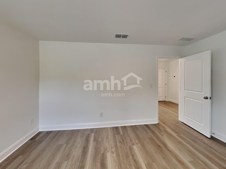 Building Photo - 232 Argea Dr