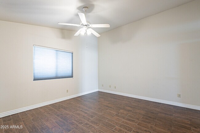 Building Photo - 7732 W Rancho Dr