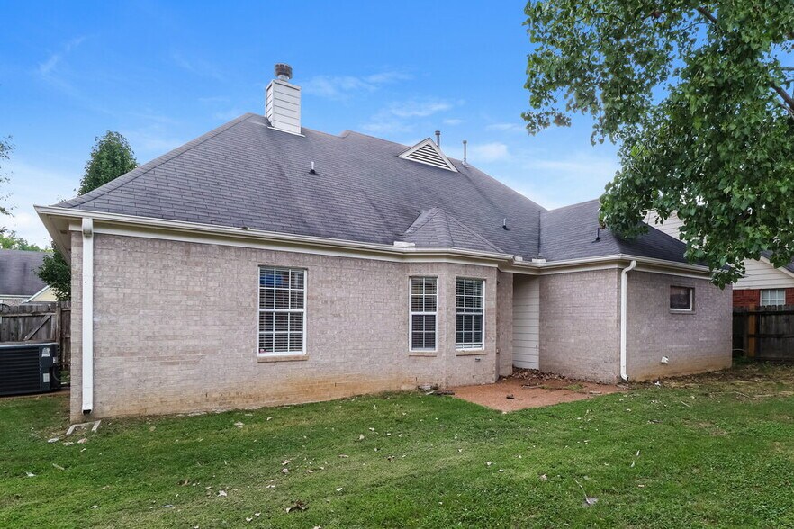 Building Photo - 2658 Breezy Ridge Trail
