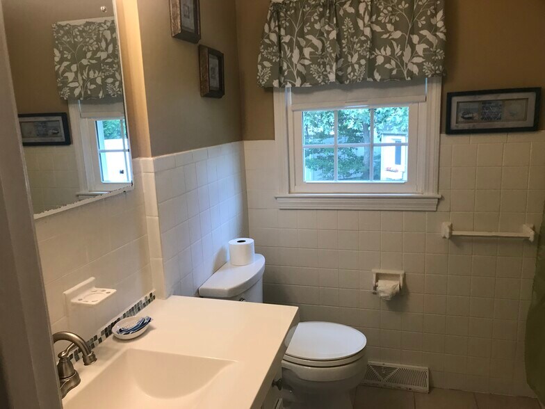 Building Photo - 26 Cranwood Rd