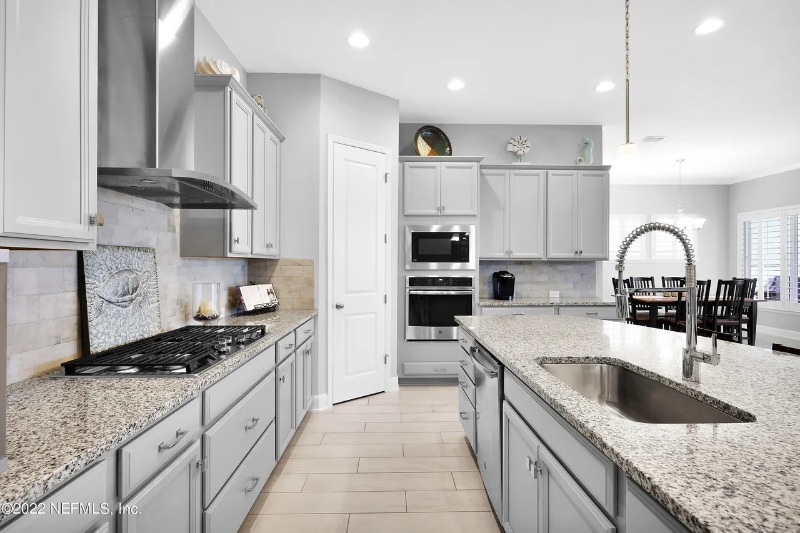 Building Photo - 271 Village Grande Dr