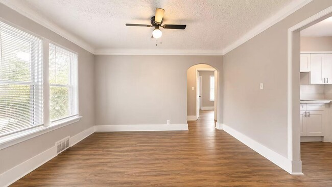 Building Photo - 16521 Woodingham Dr