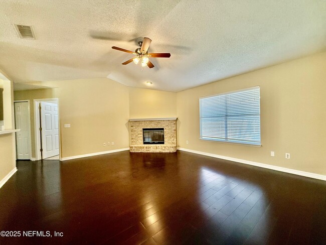 Building Photo - 1861 Weston Cir