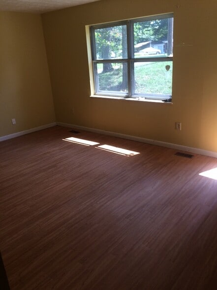 Building Photo - 2322 Chukar Rd