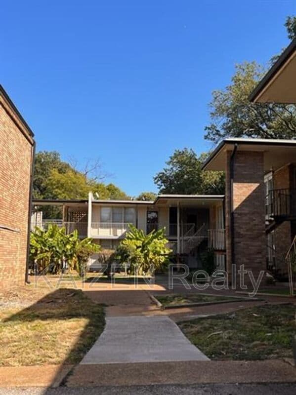 Building Photo - 151 N Belvedere Blvd