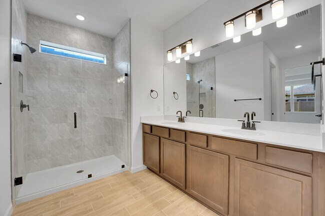 Building Photo - 4572 Nautilus Cir