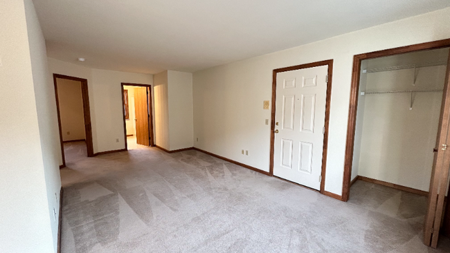 Building Photo - 4212 Menga Dr