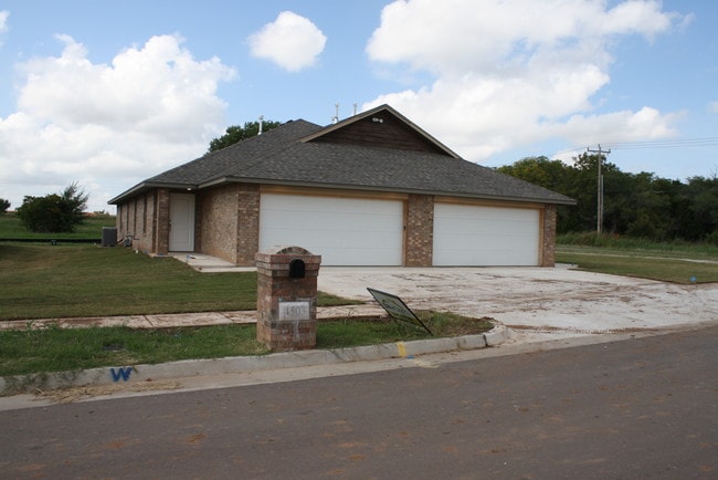 Primary Photo - 8814 SW 45th Terrace