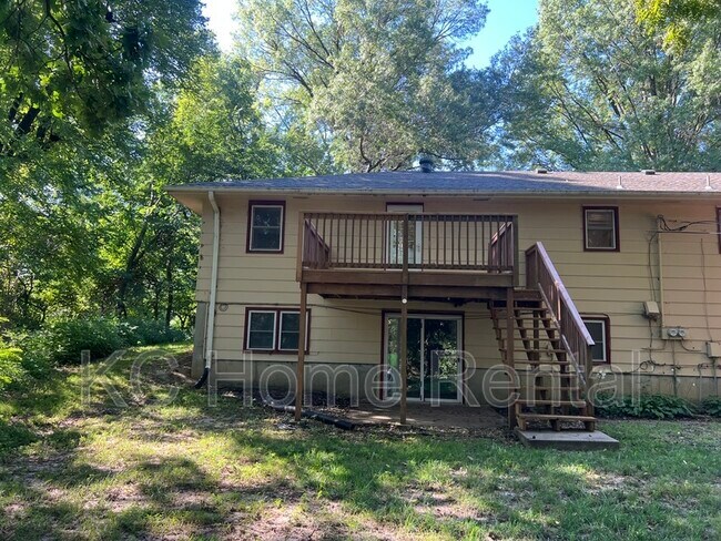 Building Photo - 506 Santa Fe St