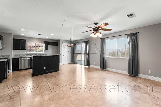 Building Photo - Large 4 Bed/3 Bath Home with an Incredible View!