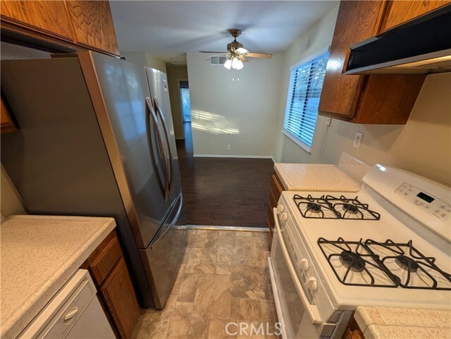 Building Photo - 1715 Encino Ave