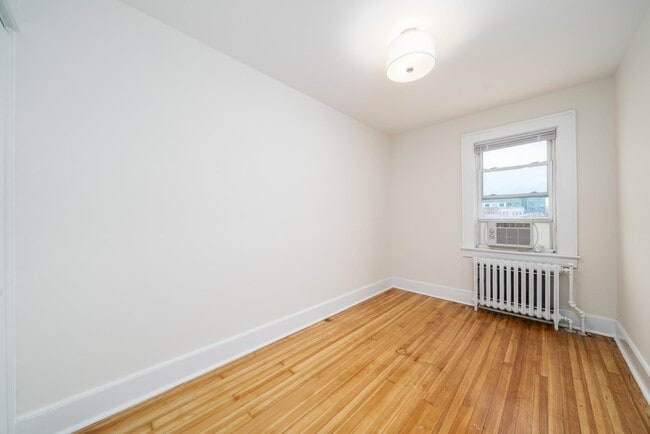 Building Photo - 6128 Madison St