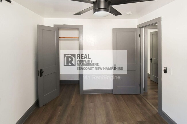 Building Photo - 5 Staples St