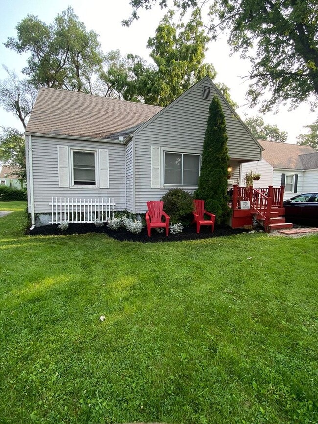 Primary Photo - 2012 Oakland Pkwy