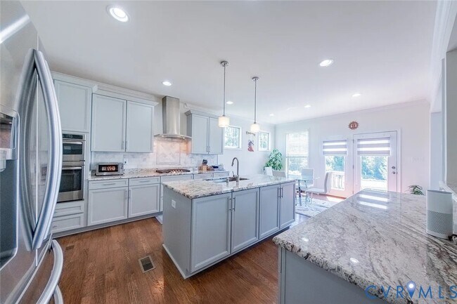 Building Photo - 5001 Maben Hill Ln