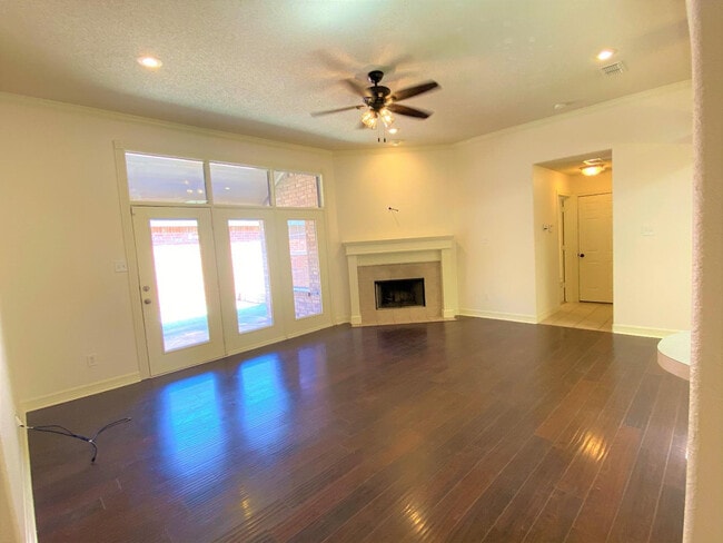 Building Photo - 6521 8th St