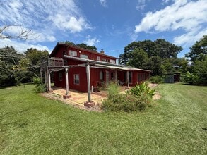 Building Photo - Unique farmhouse just outside Troy