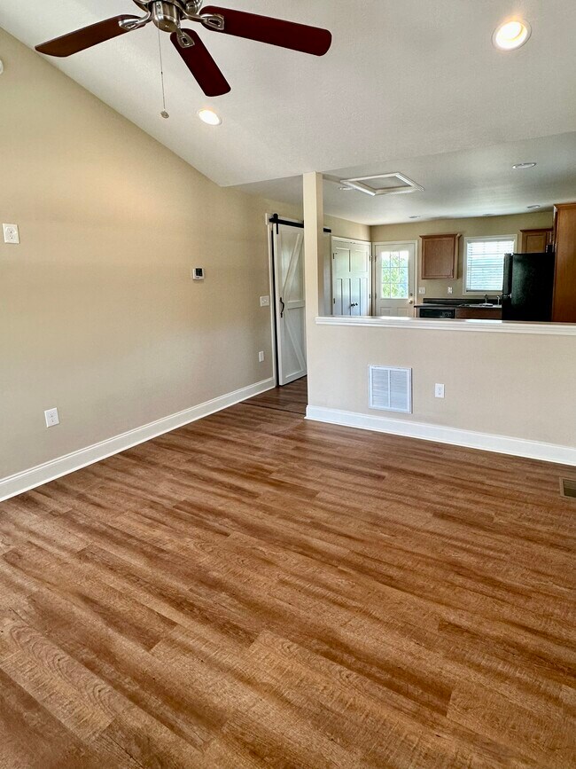 Great layout and design - 2312-B Belle Ave NE