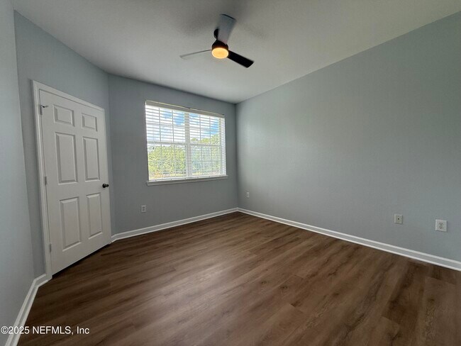 Building Photo - 440 S Villa San Marco Dr