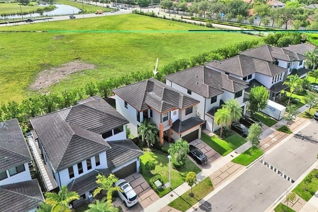 Building Photo - 15501 NW 88th Ave