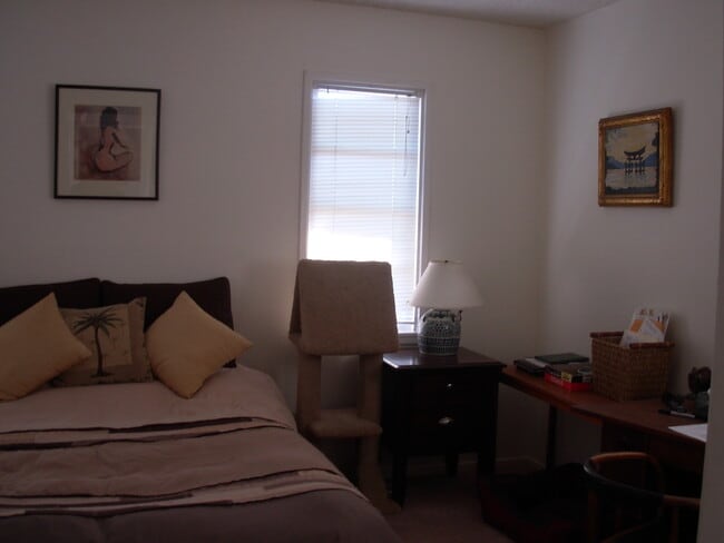 Building Photo - 2 bedroom and 1.5 bath house in Los Osos