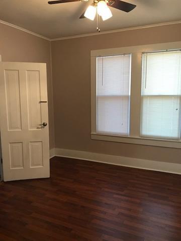Building Photo - 542 Elm St