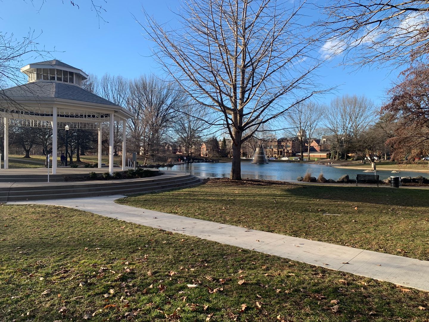 Interior Photo - 692 N High St