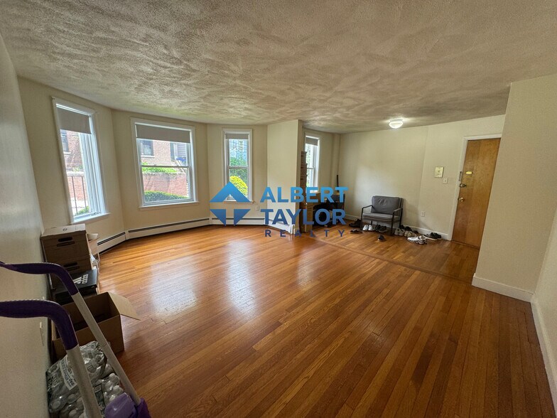 Building Photo - 311 Tappan St